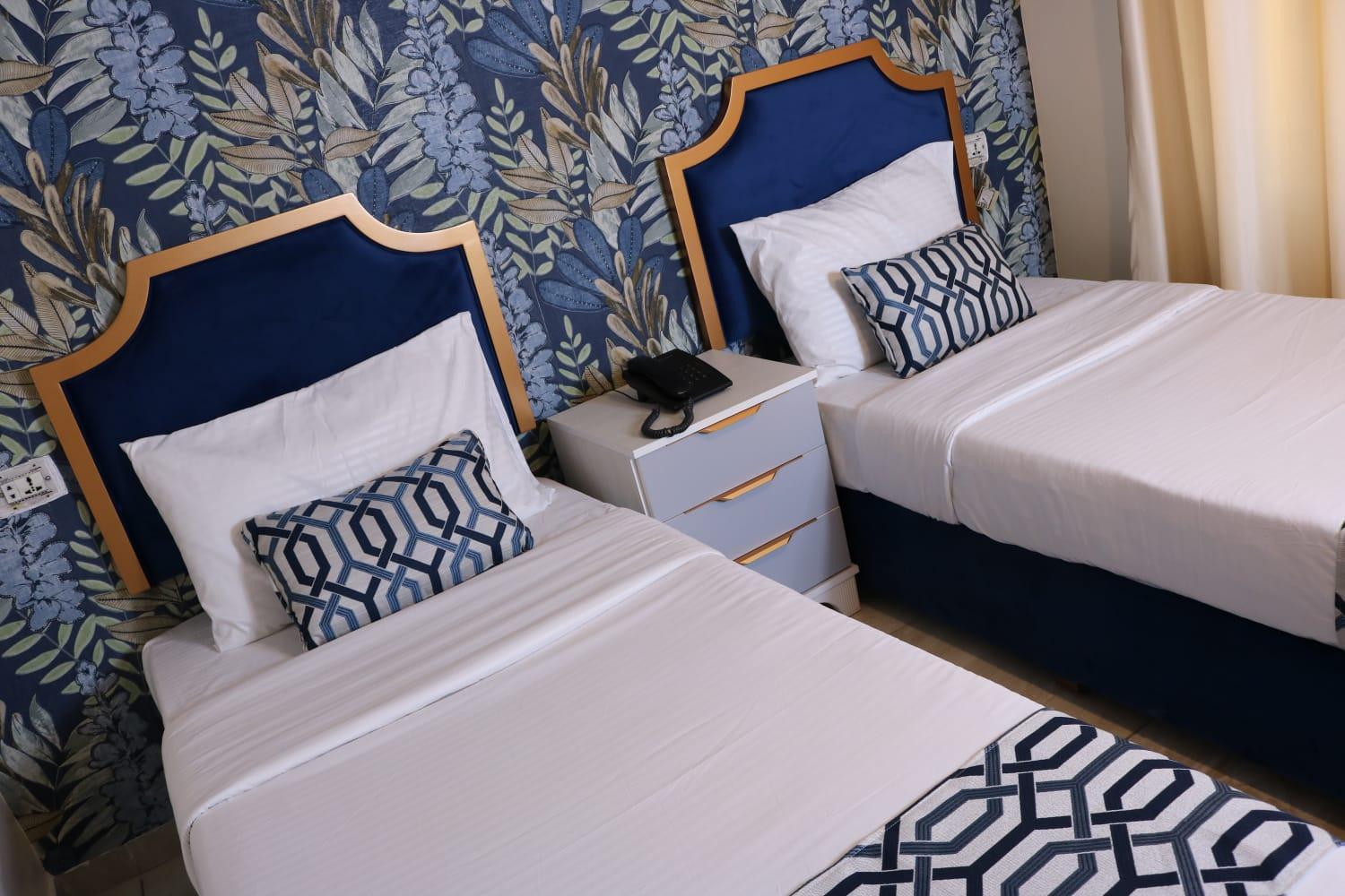 โรวแรมราฟี อัมมาน Hotel ภายนอก รูปภาพ